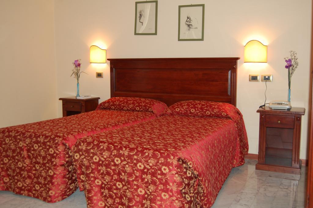 Hotel Astor Firenze Kültér fotó